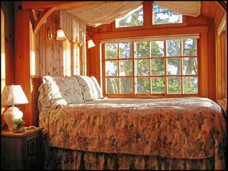 Heather Cabin Queen Bedroom